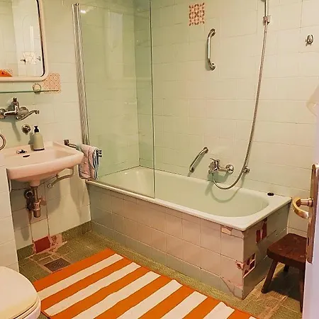 Hisa Velikanka_giantess *